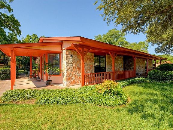 3rd image of 509 Bear Canyon Dr