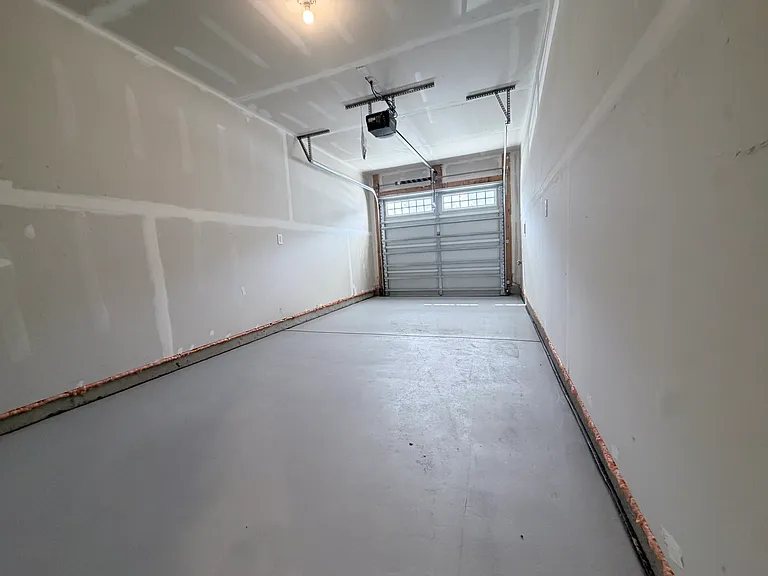 2316 Elowen Ln — Photo 31
