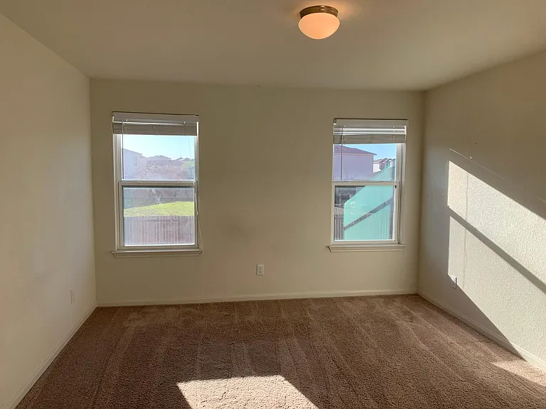 217 Denson Ln — Photo 16
