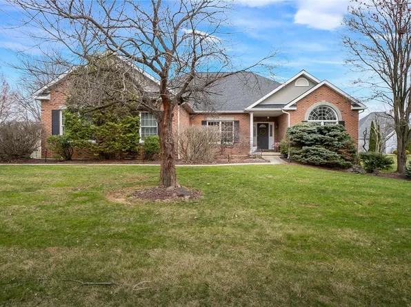 4541 Hampshire Dr, Bethlehem, PA 18017