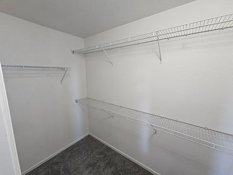 2717 Tumblewood Grv — Photo 16
