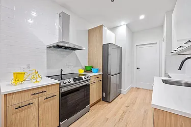 Rented by Safdie Realty Group