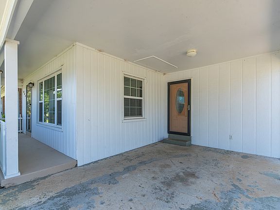 4th image of 407 Kirk St