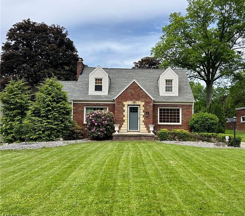 1st image of 212 Wolcott Dr