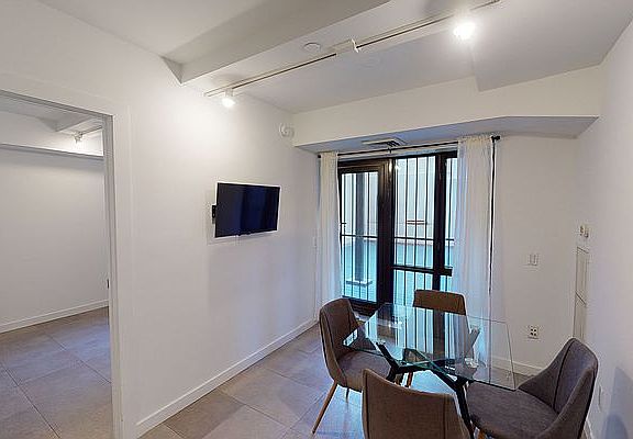 4th image of 43 Avenue C APT Gb