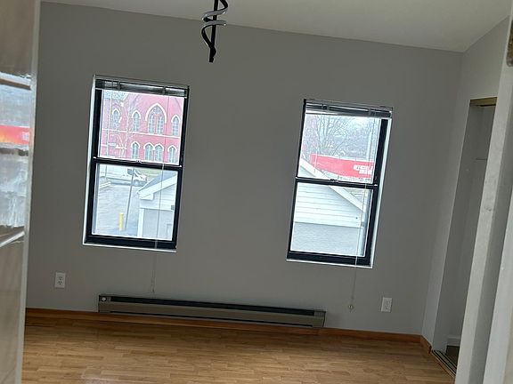 5th image of 120 S Main St #6