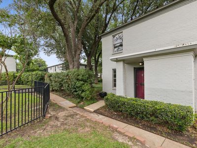 5033 N Hall St, Dallas, TX, 75235