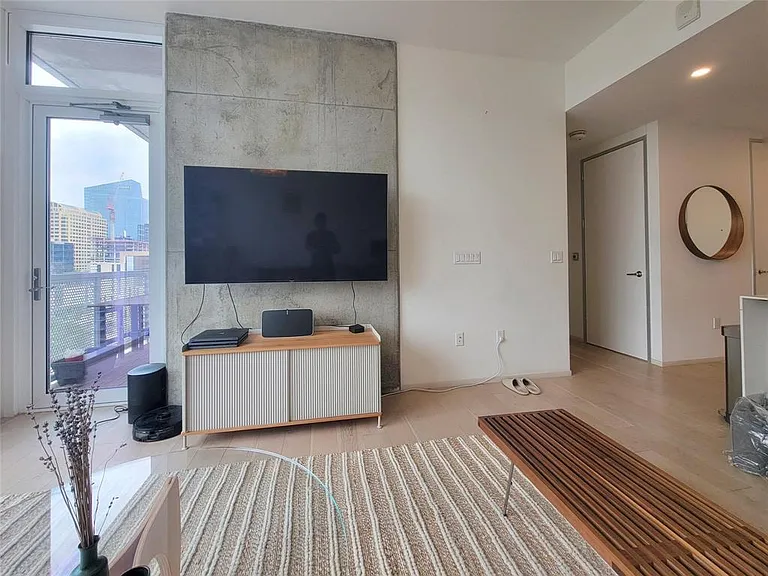 301 West Ave #1203 — Photo 9