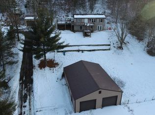 W5573 Volling Ln, Mauston, WI 53948