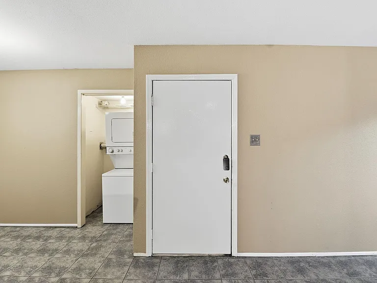 12905 Woodforest Blvd #711 — Photo 9
