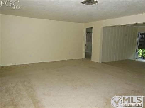 5th image of 1564 Covington Cir E