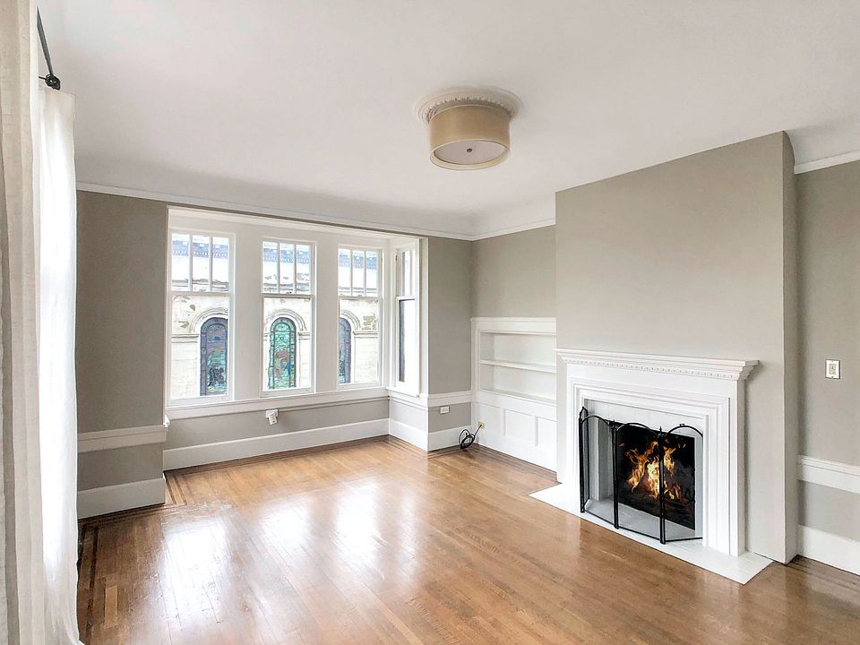 1st image of 2401 Jackson St APT 8