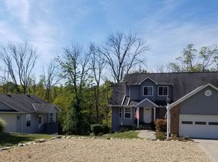 787 Greentree Rd, Lawrenceburg, IN 47025