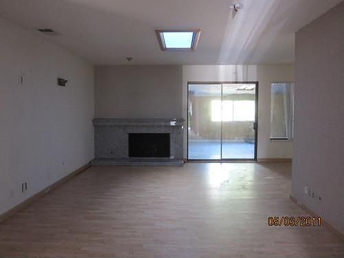 3rd image of 5273 Edenvale Ave