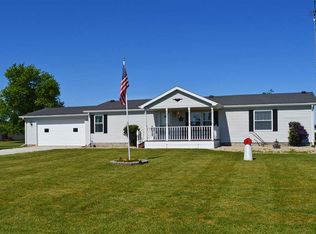 9948 S 1150 E #27, Hartford City, IN 47348