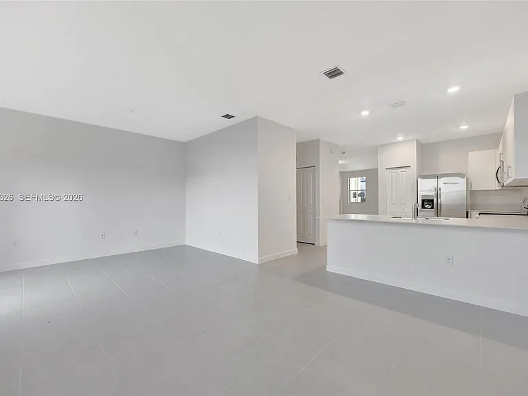 2556 SE 27th Ct #2556 — Photo 18