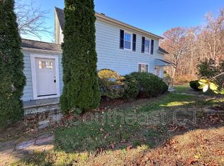 142R Old Norwich Rd, Quaker Hill, CT 06375