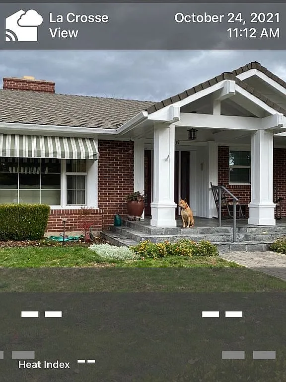 2131 Hillcrest Rd photo 1