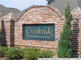 1st image of 15164 Creekview Dr