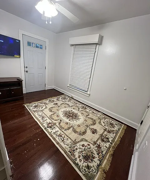 823 Mulberry Ave — Photo 8