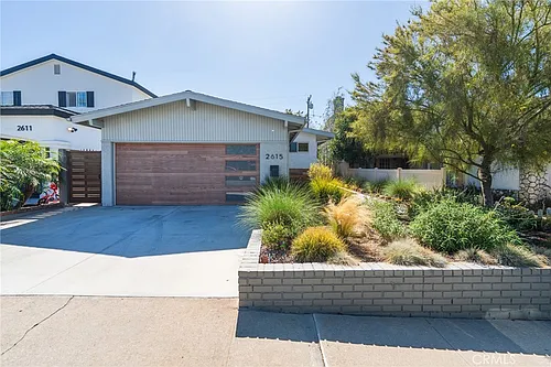 2615 Pacific Ave Photo 1
