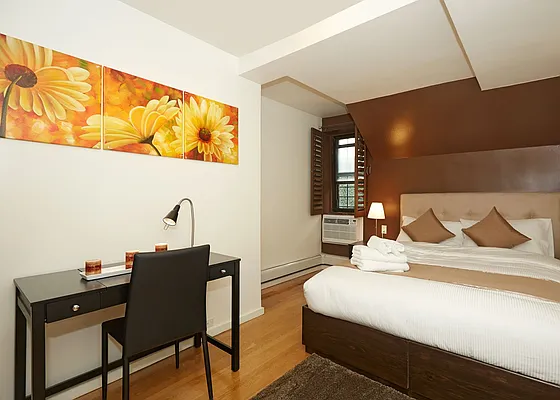 Rented by Townhouse Apartments | media 18