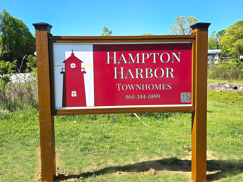 Hampton Harbor Townhomes
