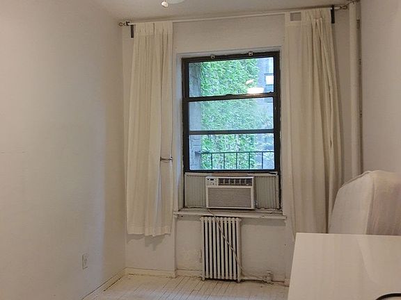 2nd image of 335 W 29th St APT 3D