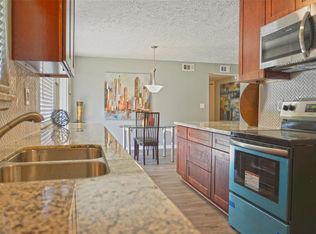 1926 Huntress Ln, Houston, TX 77062