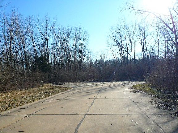 5th image of 4805 12th Street Ct