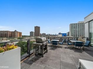 1801 W Argyle St #ARG09K57V, Chicago, IL 60640