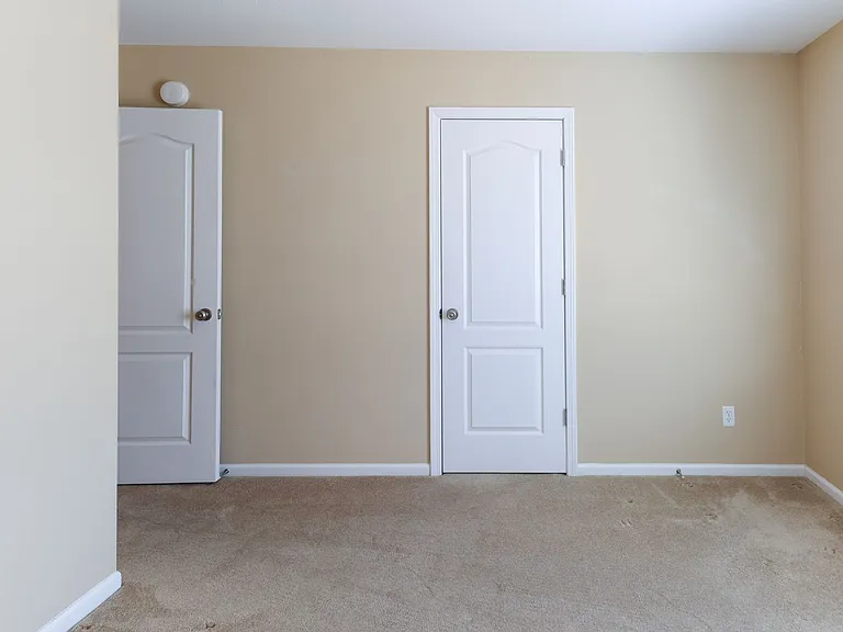 613 Bear Valley Ct — Photo 15