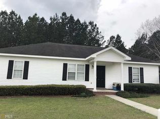 2002 Talons Lake Dr, Statesboro, GA 30458
