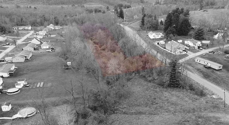2nd image of 233 Dearth Rd