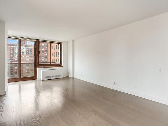 3rd image of 108 E 96th St #Pha