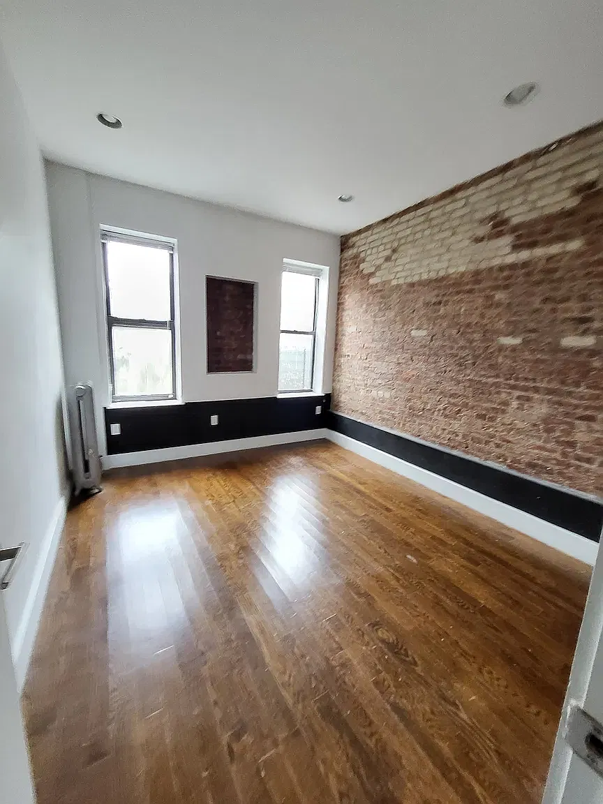 1609 Ocean Avenue — Photo 3