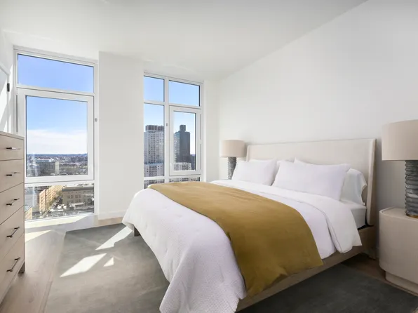356 East 78th Street 11C image 3 of 20