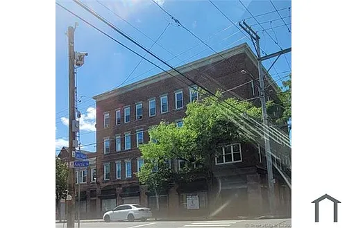 1057 E Main St #1 Photo 1