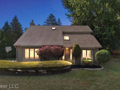 35095 Savannah Ln, Farmington Hills, MI, 48331