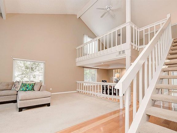 4th image of 12715 Corona Ln