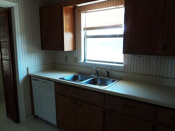 5th image of 6966 Epperson Dr