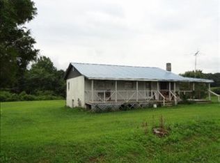 90 Bill Brown Rd, Crossville, TN 38571