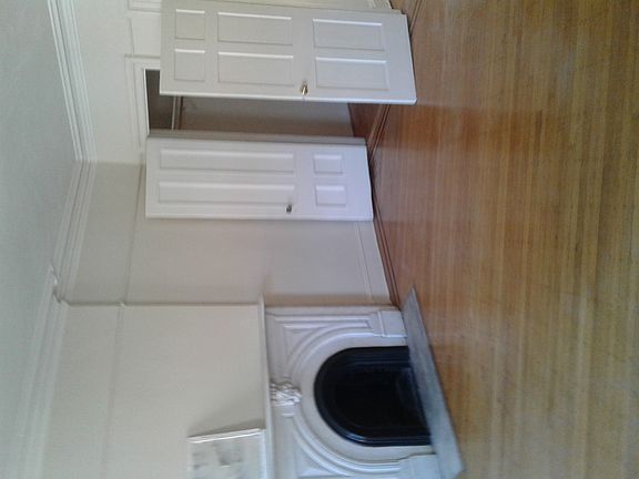 3rd image of 144 Saint James Pl #2