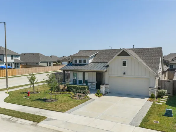 6301 Fulton Dr, College Station, TX 77845