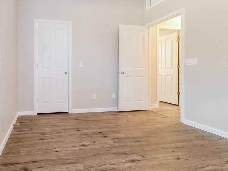16574 W Sierra St — Photo 11