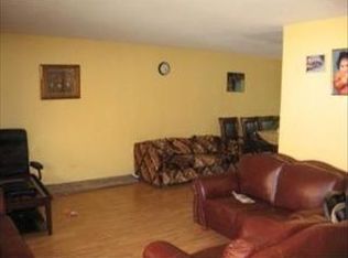 8850 Dee Rd, Des Plaines, IL 60016