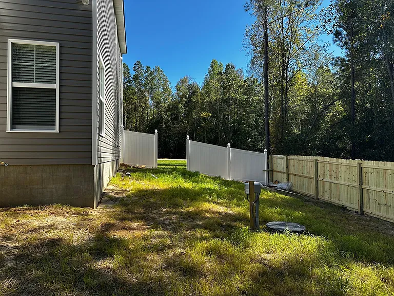 103 Solomon Dr — Photo 31