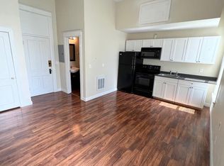 605 Bluff St #321, Dubuque, IA 52001