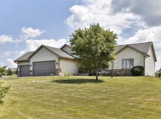 1735 97th Ave, Hammond, WI 54015