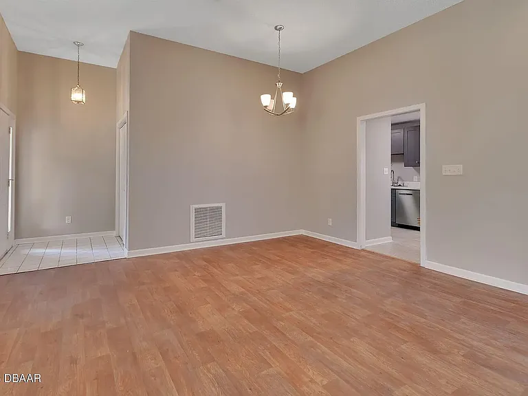 2480 S Glen Eagles Dr — Photo 3